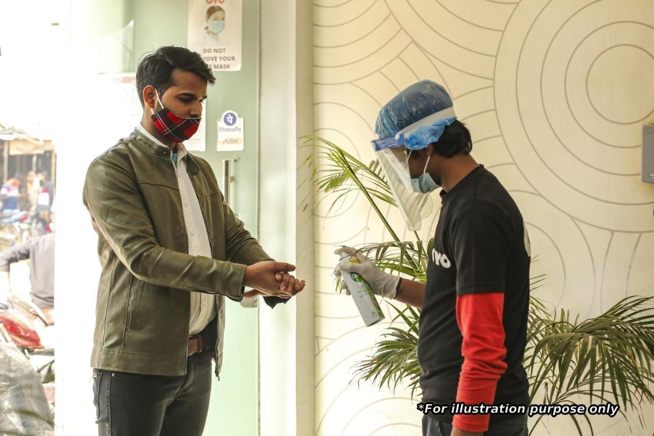 Oyo 78245 Collection O Hotel Crown Inn Navi Mumbai Dış mekan fotoğraf