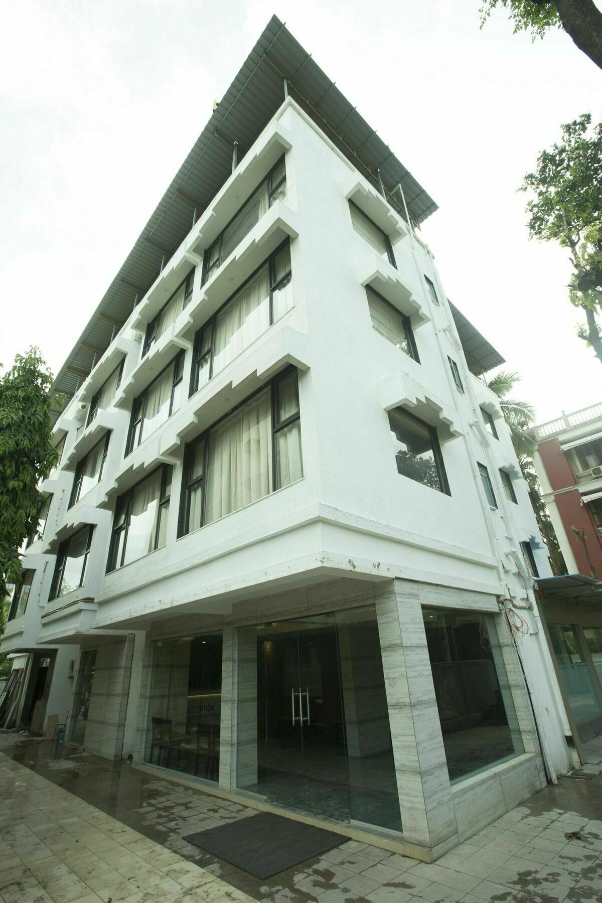 Oyo 78245 Collection O Hotel Crown Inn Navi Mumbai Dış mekan fotoğraf