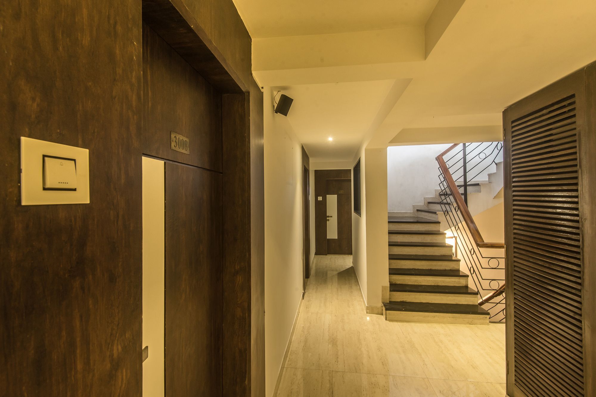 Oyo 78245 Collection O Hotel Crown Inn Navi Mumbai Dış mekan fotoğraf