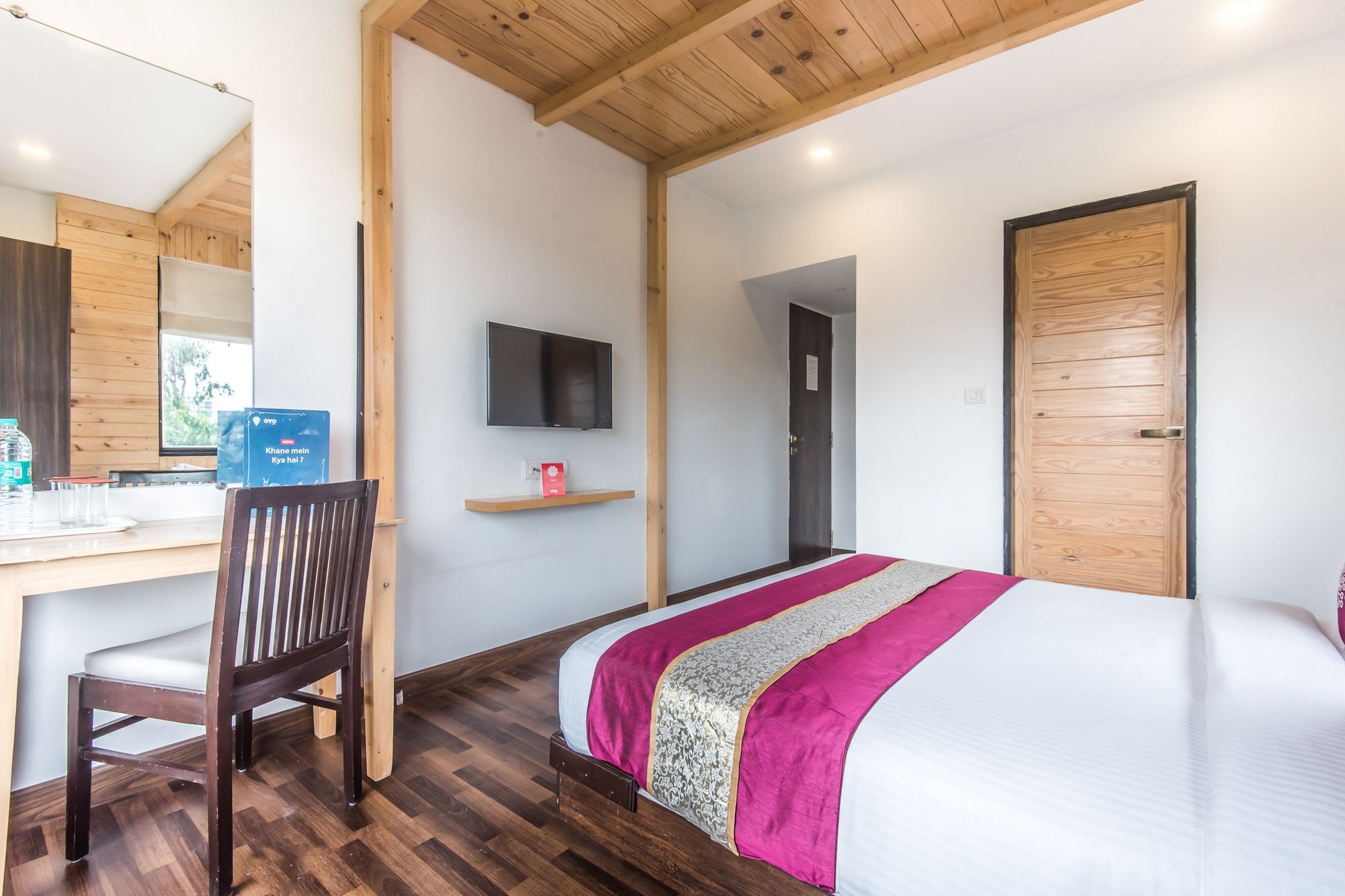 Oyo 78245 Collection O Hotel Crown Inn Navi Mumbai Dış mekan fotoğraf